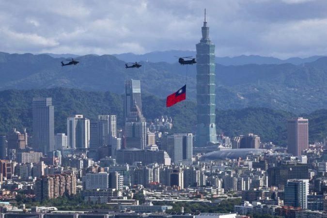 Taiwan Reports New Large-scale Chinese Air Force Incursion